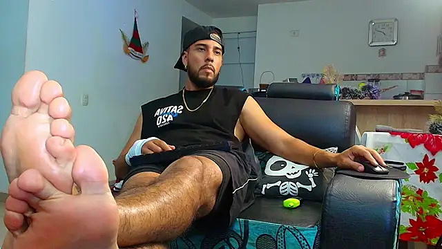 Snapshot of DaveSoldier chatting on 12.04.25 DaveSoldier online show from 12.04.25