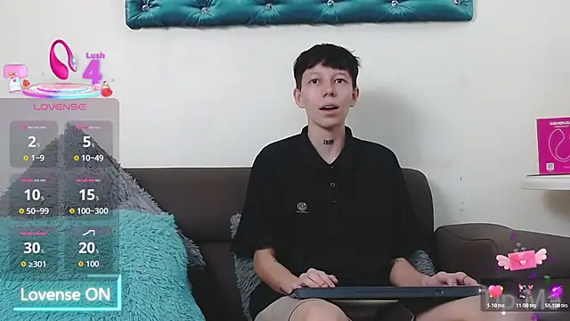 LiamBrown09 online show from 12.22.25