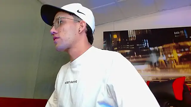 Snapshot of alexgiraldo__ chatting on 06.08.26 alexgiraldo online show from 06.08.26