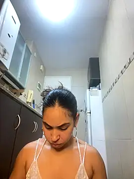 Snapshot of jessens144 chatting on 11.25.25 jessens144 online show from 11.25.25