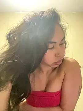 Snapshot of jessens144 chatting on 12.14.25 jessens144 online show from 12.14.25