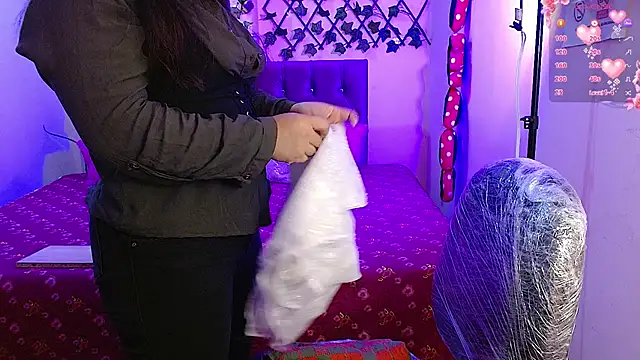 Estrella  sex online show from 02.13.26