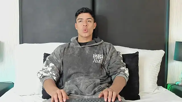 JacobBikerr online show from 10.06.25