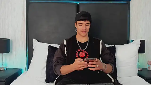 JacobBikerr online show from 10.11.25