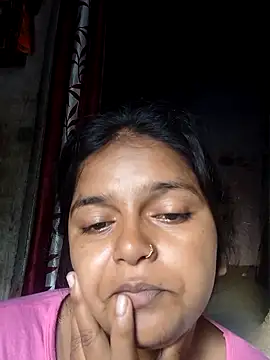 Snapshot of heena3355 chatting on 09.15.25 heena3355 online show from 09.15.25