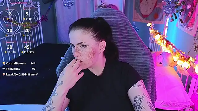 Dark Shine online show from 12.17.25