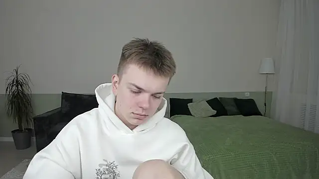 Mallfoyy online show from 05.11.26
