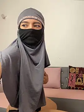 Snapshot of jade_nassar chatting on 09.11.25 jade nassar online show from 09.11.25