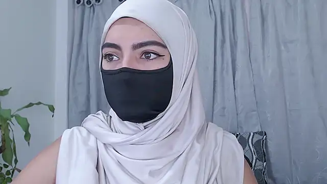 jade nassar online show from 04.10.26