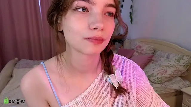 Evi Brook online show from 04.18.26