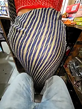 Snapshot of indianhotwife639 chatting on 01.15.26 indianhotwife639 online show from 01.15.26