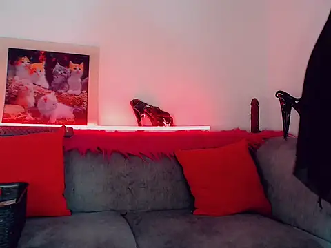 Snapshot of vicky_gill chatting on 09.17.25 vicky gill online show from 09.17.25