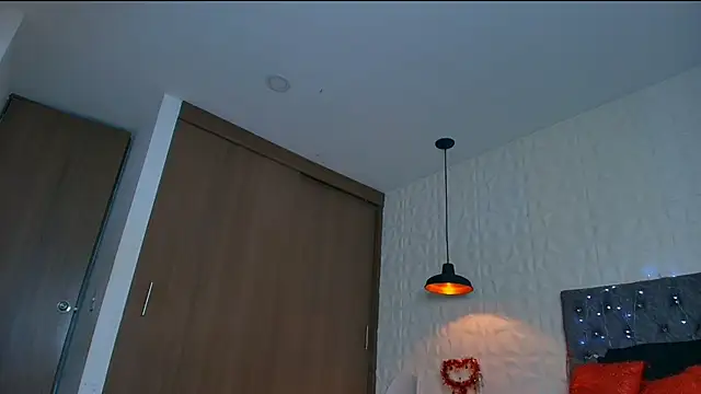 Snapshot of karol_dl chatting on 11.22.25 karol dl online show from 11.22.25