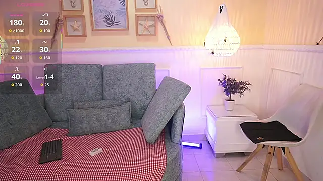 LoonaNyx online show from 10.13.25