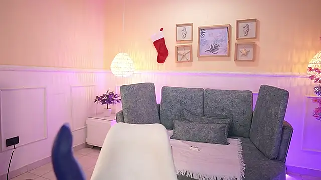 LoonaNyx online show from 11.25.25