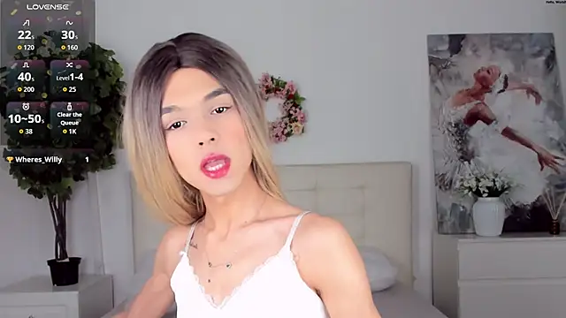 MadonnaRossi online show from 04.22.26