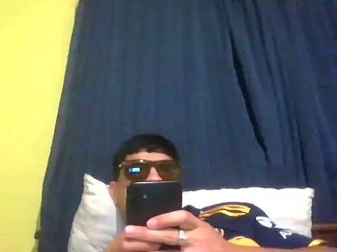 juanfritaa21 online show from 09.13.25