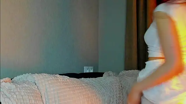 Snapshot of Forever_Smiler chatting on 09.14.25 Forever Smiler online show from 09.14.25