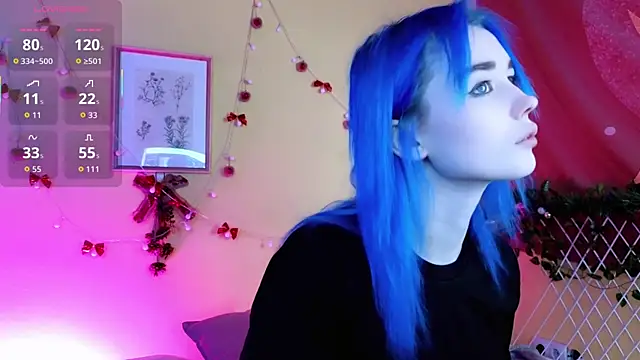 Snapshot of Kiara_Dream chatting on 12.18.25 Kiara Dream online show from 12.18.25