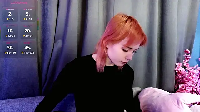 Snapshot of Kiara_Dream chatting on 02.26.26 Kiara Dream online show from 02.26.26