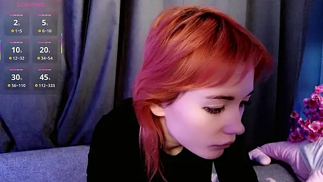 Snapshot of Kiara_Dream chatting on 02.27.26 Kiara Dream online show from 02.27.26