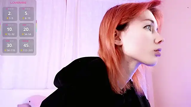 Kiara Dream online show from 04.14.26