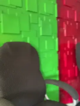 Snapshot of Linda_LS chatting on 10.31.25 Linda LS online show from 10.31.25