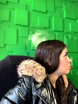 Snapshot of Linda_LS chatting on 11.11.25 Linda LS online show from 11.11.25