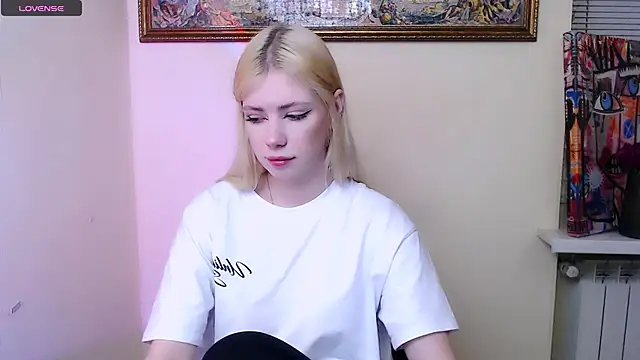 AliceHotty  online show from 02.26.26