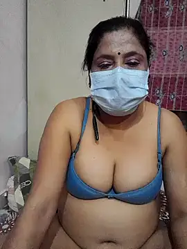 Snapshot of mature_mimi chatting on 11.07.25 mature mimi online show from 11.07.25