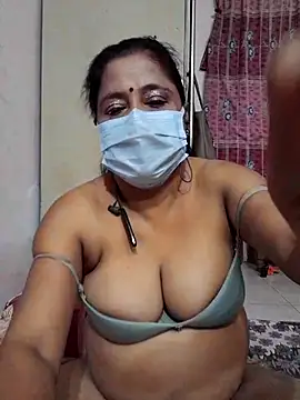 Snapshot of mature_mimi chatting on 11.15.25 mature mimi online show from 11.15.25