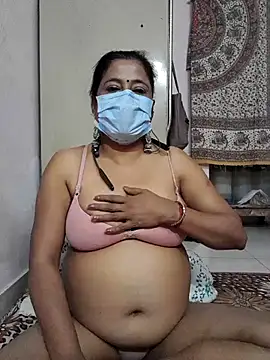 Snapshot of mature_mimi chatting on 12.14.25 mature mimi online show from 12.14.25