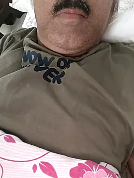 Snapshot of moonflower25 chatting on 02.02.26 moonflower25 online show from 02.02.26