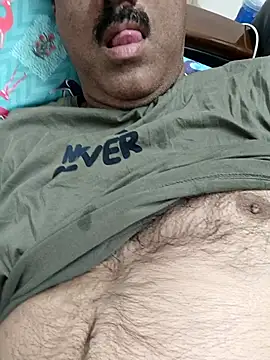 Snapshot of moonflower25 chatting on 02.21.26 moonflower25 online show from 02.21.26