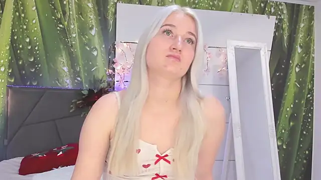 HollyTailors online show from 01.10.26