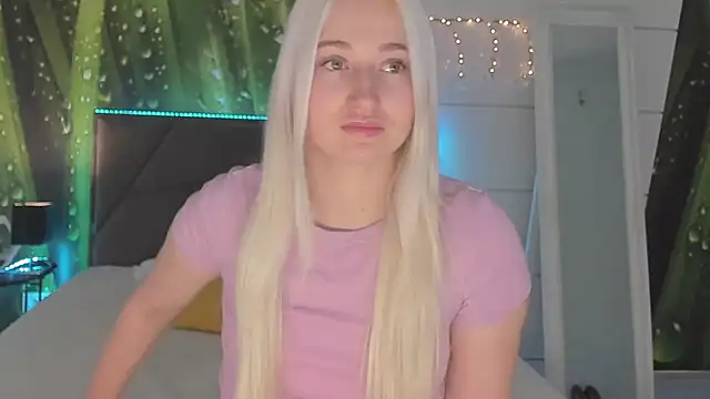 HollyTailors online show from 03.02.26