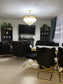 Snapshot of Emilia_Mausi chatting on 11.15.25 Emilia Mausi online show from 11.15.25