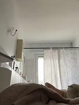 Snapshot of Emilia_Mausi chatting on 11.30.25 Emilia Mausi online show from 11.30.25