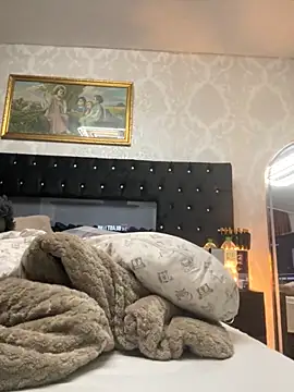 Snapshot of Emilia_Mausi chatting on 12.04.25 Emilia Mausi online show from 12.04.25