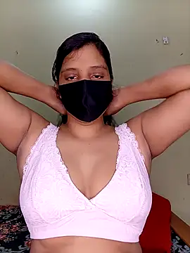 Rose-luckey online show from 10.27.25