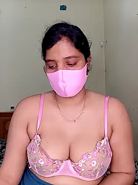 Rose-luckey online show from 02.01.26