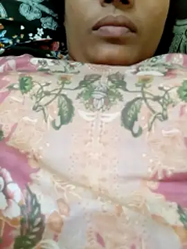 Rose-luckey online show from 04.05.26