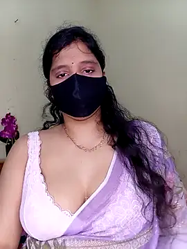 Rose-luckey online show from 04.15.26