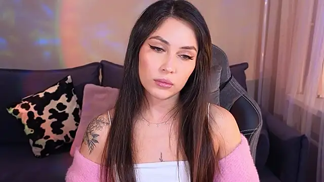 CarolineGuthrie online show from 03.06.26