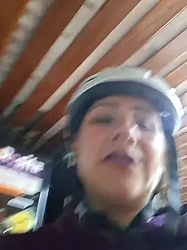 Snapshot of CAROLINE__07 chatting on 09.17.25 CAROLINE 07 online show from 09.17.25