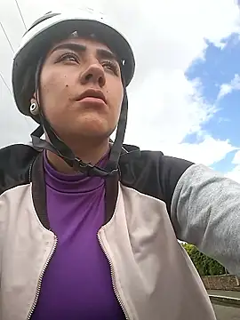 CAROLINE  07 online show from 04.03.26