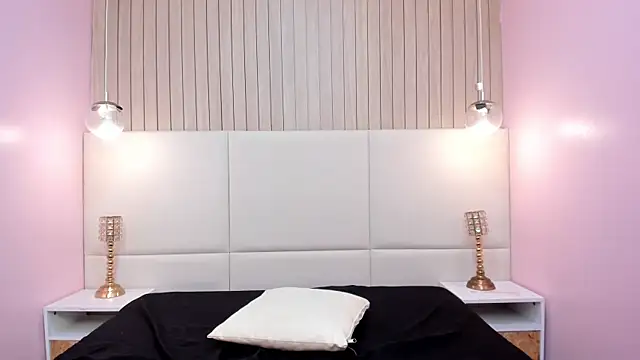 MelanyWayne  online show from 04.11.26