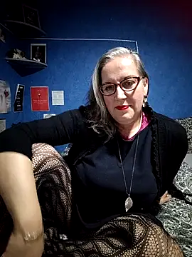 Snapshot of Feelineducentre chatting on 11.01.25 Feelineducentre online show from 11.01.25