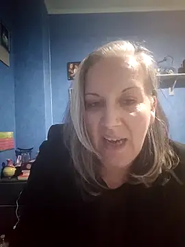 Feelineducentre online show from 11.11.25