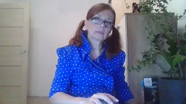 Snapshot of Sweetmurrr chatting on 09.21.25 Sweetmurrr online show from 09.21.25